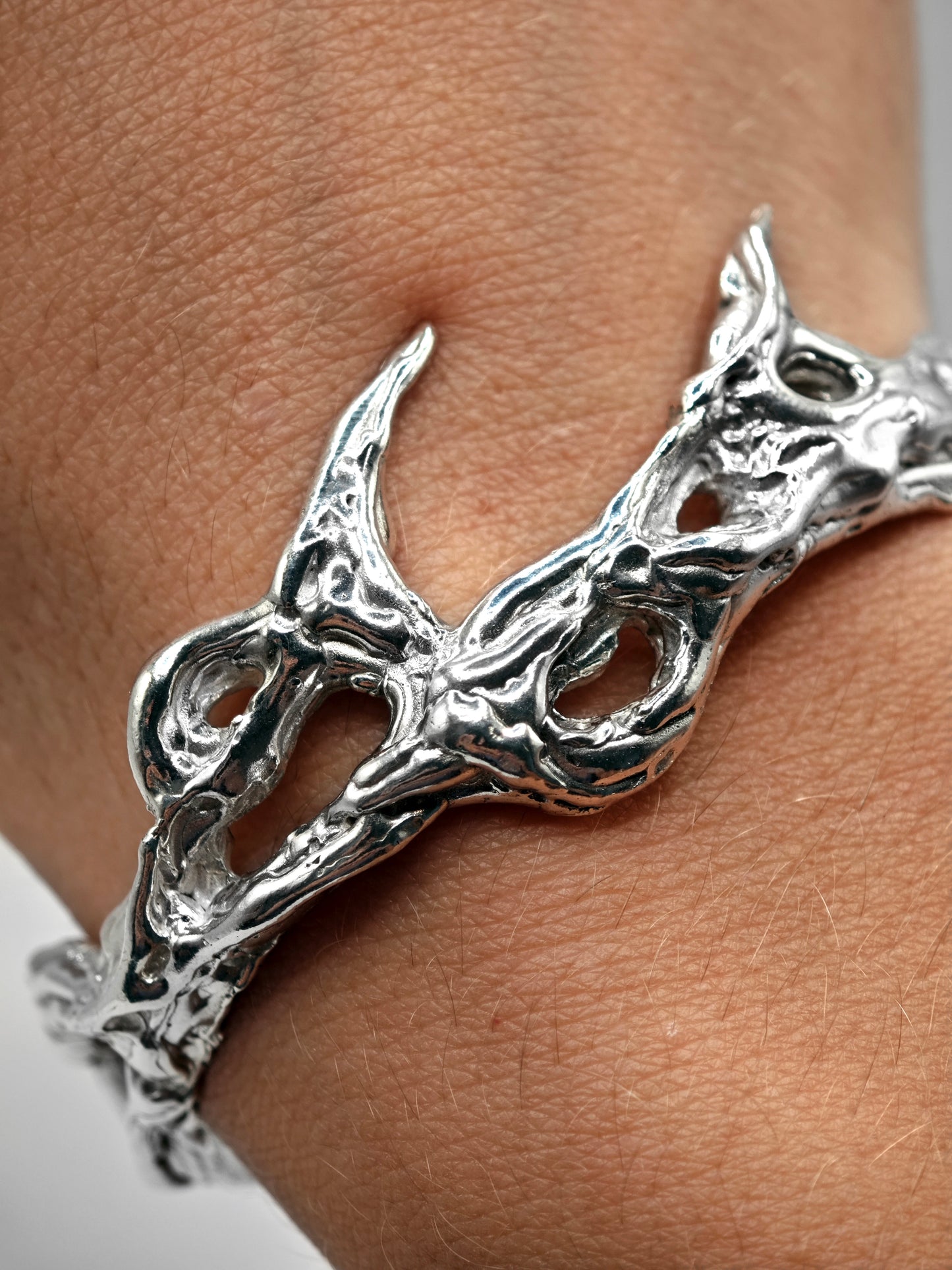 Garra bracelet