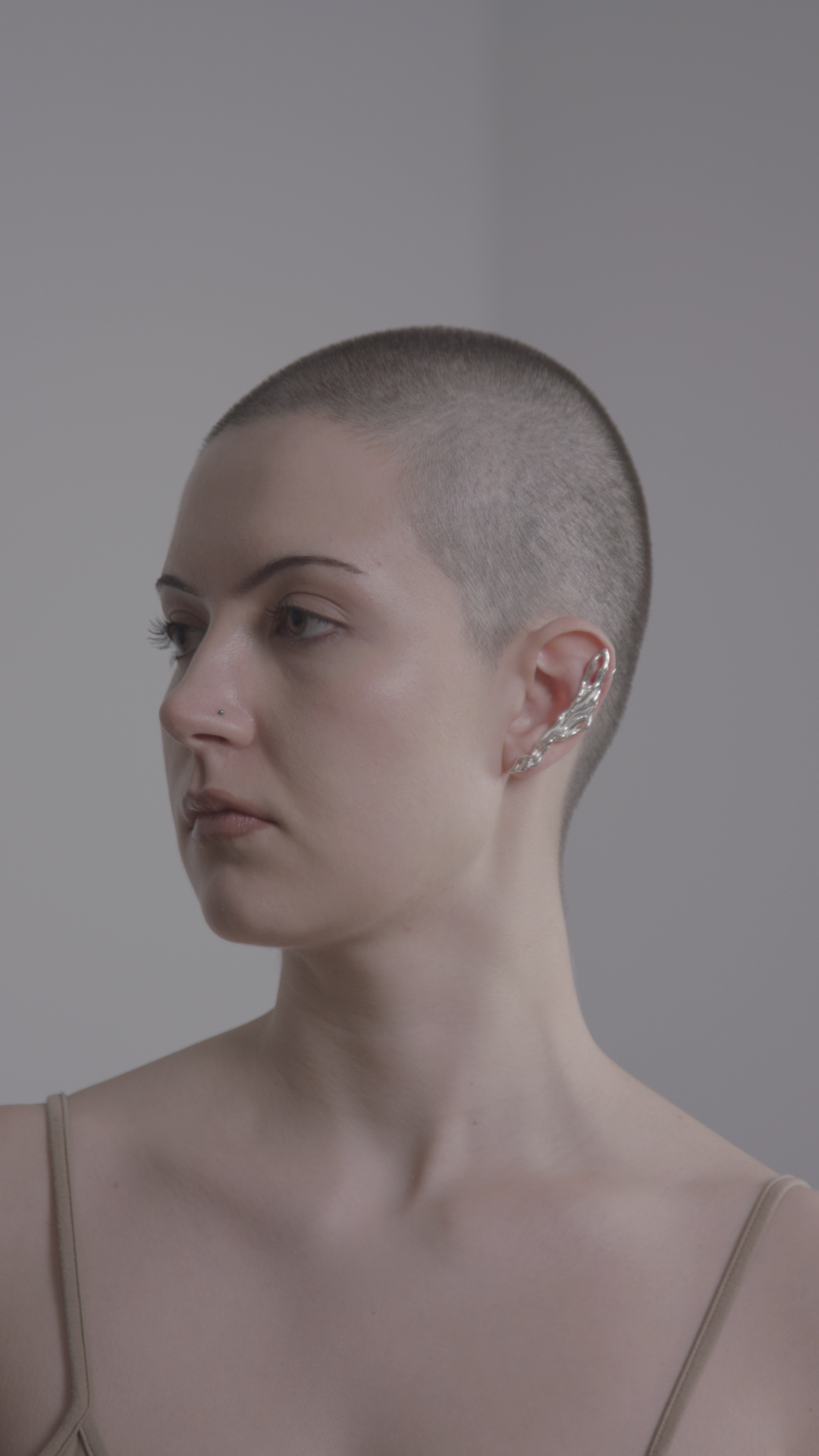 Sustrai ear cuff