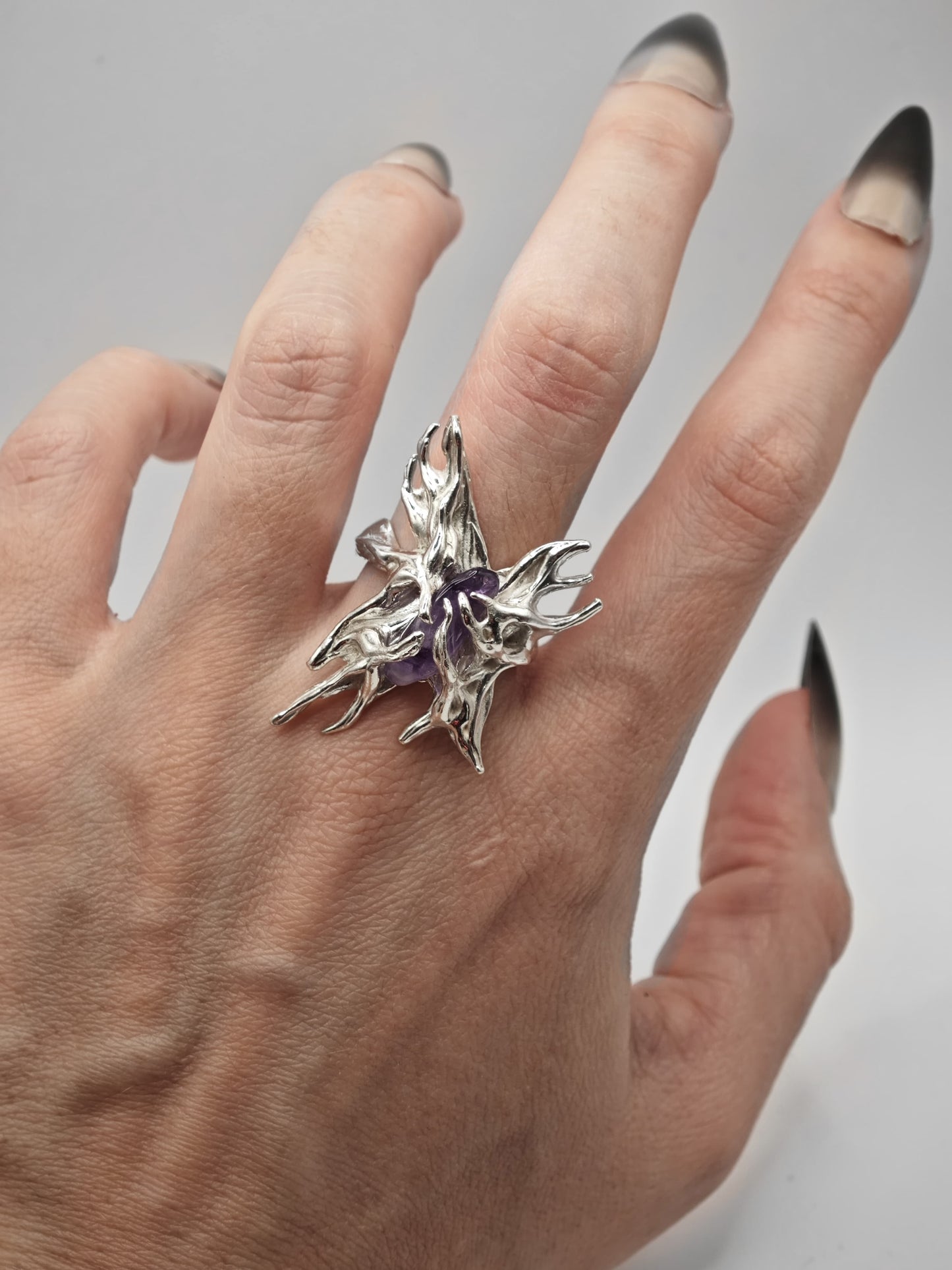 Fadeta ring
