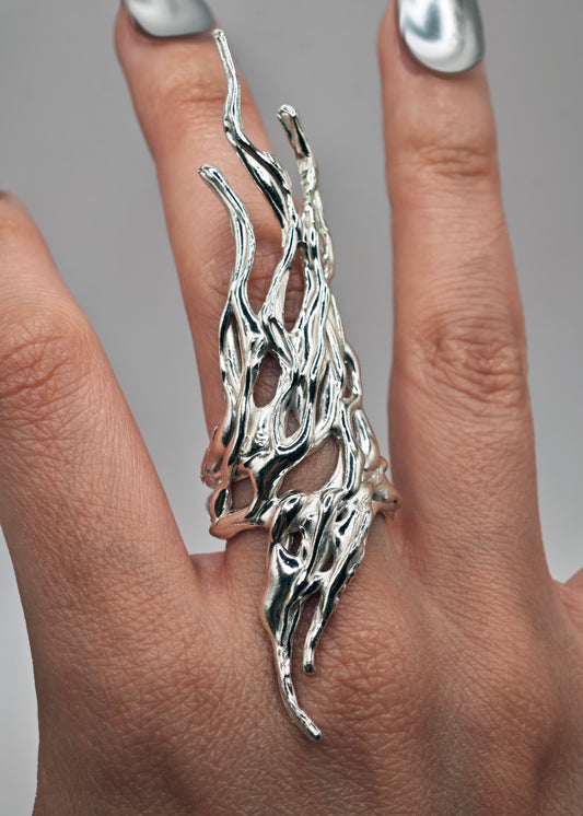 Anillo Lamia