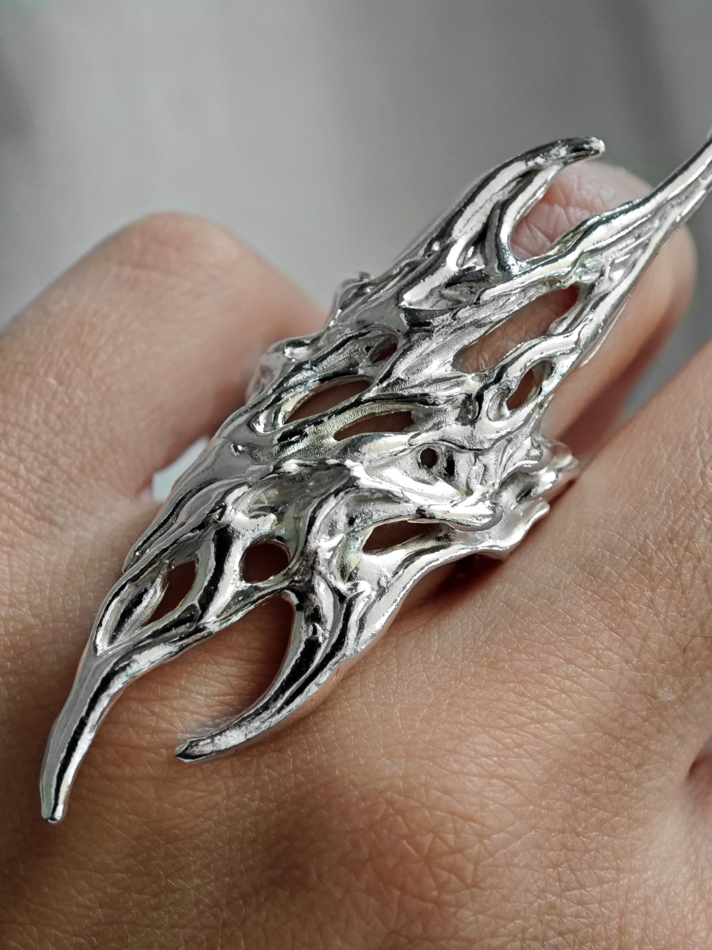 Anillo Labana